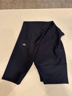 Alo Black Athletic Leggings with Logo